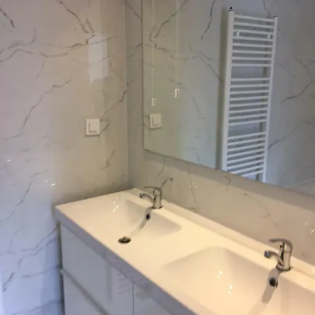 Topfloor Aida 2 Bedroom 2 Bathroom Free Parking